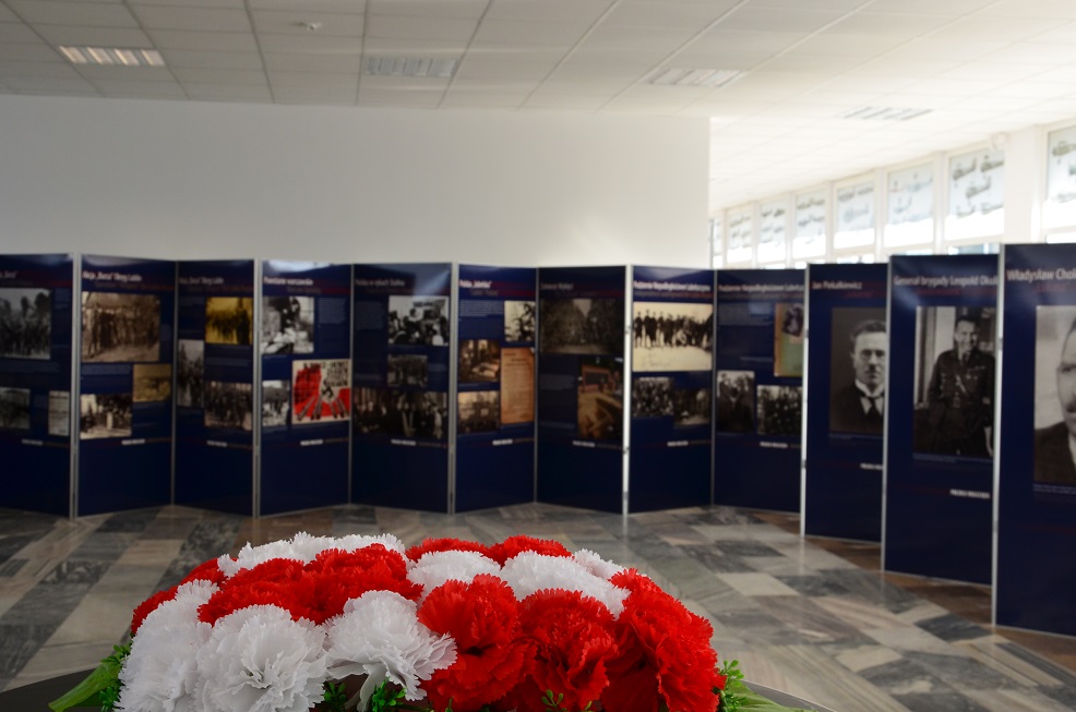 Wystawa IPN Polska Walcząca _ Muzeum Sił Powietrznych w Dęblinie